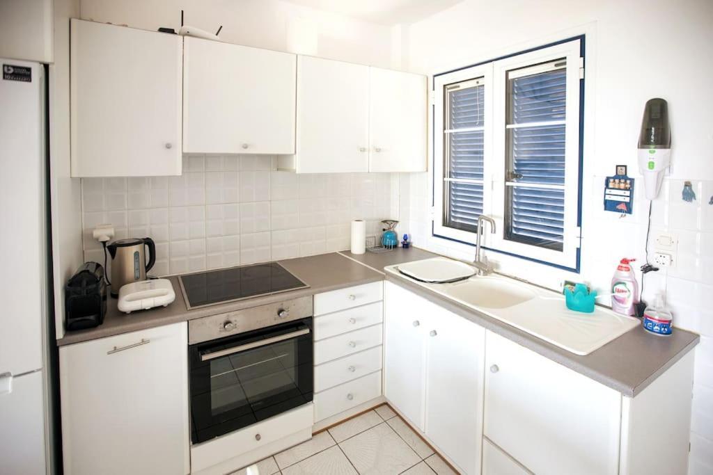 Karantou Villa Tiros Bagian luar foto