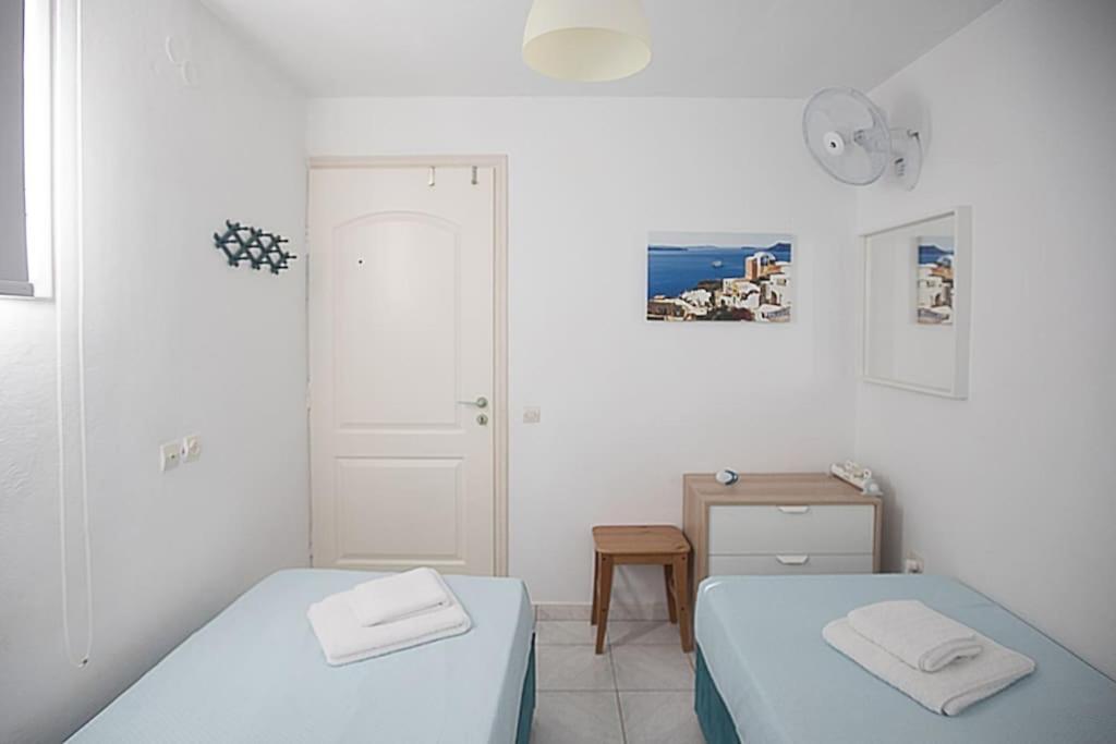 Karantou Villa Tiros Bagian luar foto
