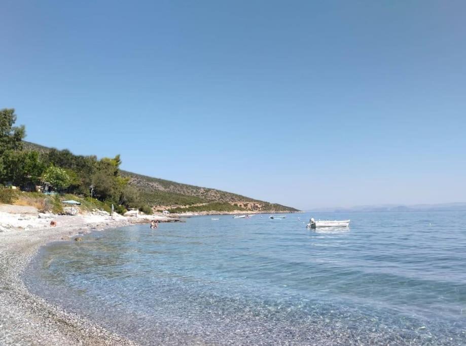 Karantou Villa Tiros Bagian luar foto